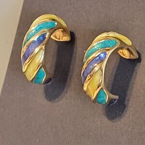 Vintage Gold Tone Enamel Hoop Earrings Multi-Color Striped 0.75”